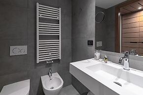 Lake Front Hotel Mirage