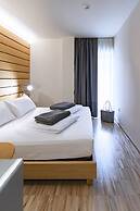 Lake Front Hotel Mirage