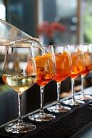 Lake Front Hotel Mirage