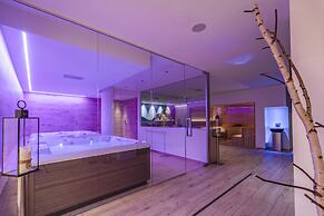 Lake Front Hotel Mirage