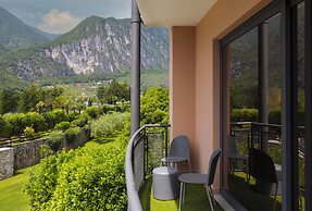 Astoria Resort