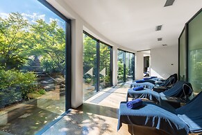 Astoria Resort