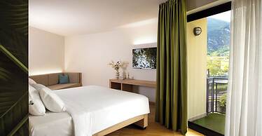 Astoria Resort
