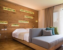 Astoria Resort