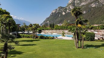 Astoria Resort