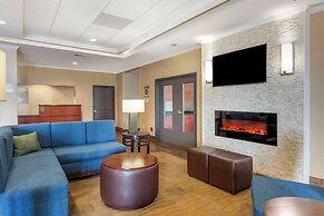 Comfort Inn & Suites