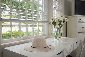 Chatham Seafarer Inn