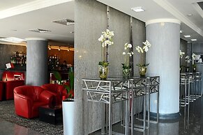 Aurora Hotel