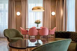 Hotel Saski Krakow, Curio Collection by Hilton