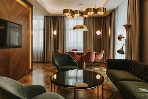 Hotel Saski Krakow, Curio Collection by Hilton