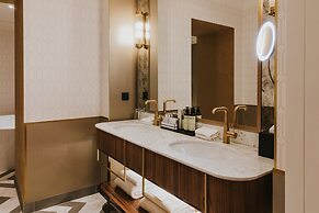 Hotel Saski Krakow, Curio Collection by Hilton