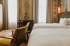 Hotel Saski Krakow, Curio Collection by Hilton