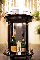 Hotel Saski Krakow, Curio Collection by Hilton