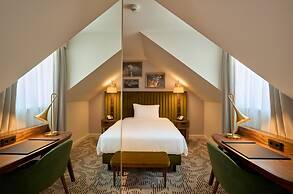 Hotel Saski Krakow, Curio Collection by Hilton