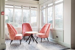 Holiday Inn Reading West by IHG