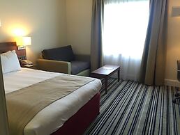 Holiday Inn Reading West by IHG
