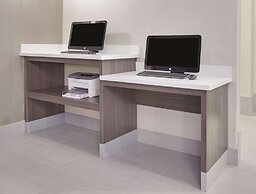 La Quinta Inn & Suites by Wyndham Corsicana