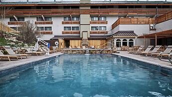 Highline Vail - a DoubleTree by Hilton