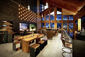 Highline Vail - a DoubleTree by Hilton