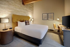 Highline Vail - a DoubleTree by Hilton