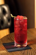 The Harbourview Hotel