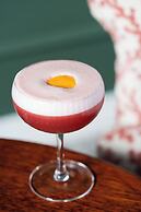 The Harbourview Hotel