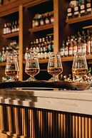 The Harbourview Hotel