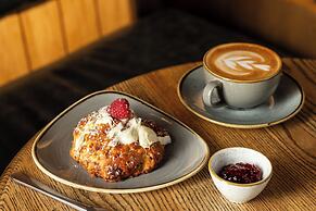 The Harbourview Hotel