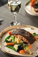 The Harbourview Hotel