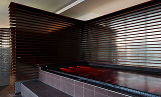 Roomers Frankfurt, Autograph Collection