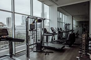 Roomers Frankfurt, Autograph Collection