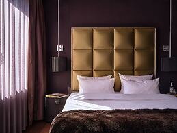 Roomers Frankfurt, Autograph Collection