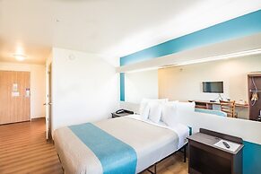 Motel 6 Idaho Falls, ID - Snake River