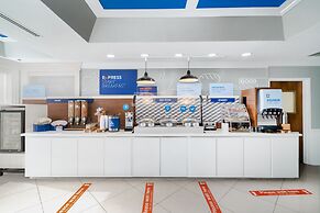 Holiday Inn Express Hotel & Suites Magee by IHG