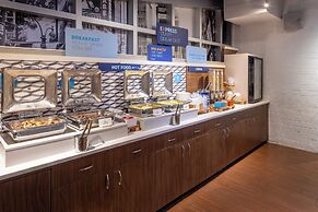 Holiday Inn Express New York City Times Square by IHG