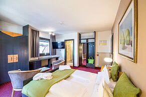 Alphotel Stocker