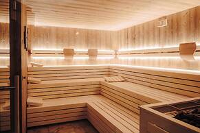 Alphotel Stocker