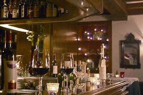 Alphotel Stocker