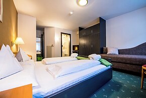 Alphotel Stocker
