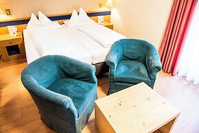 Alphotel Stocker