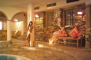 Alphotel Stocker