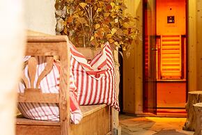 Alphotel Stocker