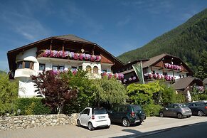 Alphotel Stocker