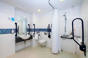 Holiday Inn Express Folkestone - Channel Tunnel by IHG
