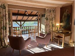 Le Moulin Du Roc