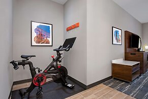 Hampton Inn & Suites Muncie