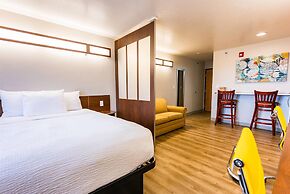 Microtel Inn & Suites by Wyndham Cheyenne