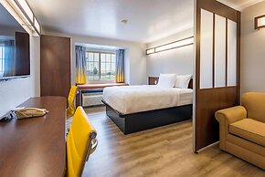 Microtel Inn & Suites by Wyndham Cheyenne