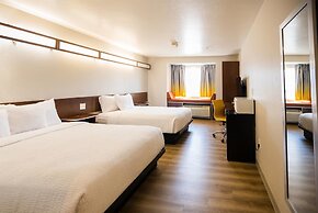 Microtel Inn & Suites by Wyndham Cheyenne