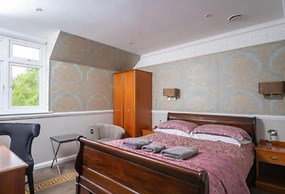 Guildford Manor Hotel & Spa